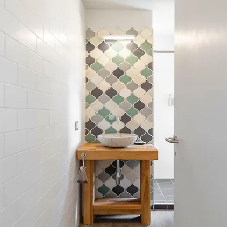 Apartman Argengno; Stylish, Great Location, Lake View *